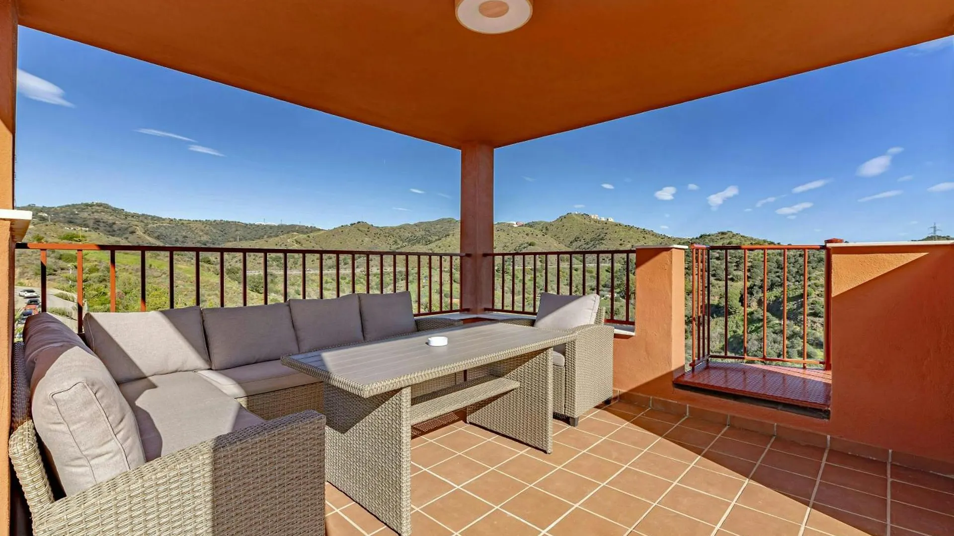 Piso De Ensueno En La Reserva De Marbella Spagna